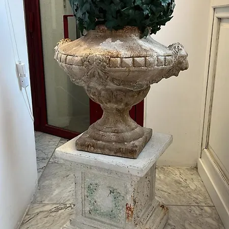 Apartment Residenza San Teodoro Chiaia Dimora Storica *