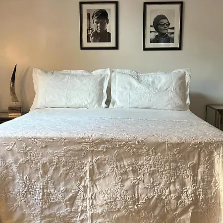 Residenza San Teodoro Chiaia Dimora Storica Naples