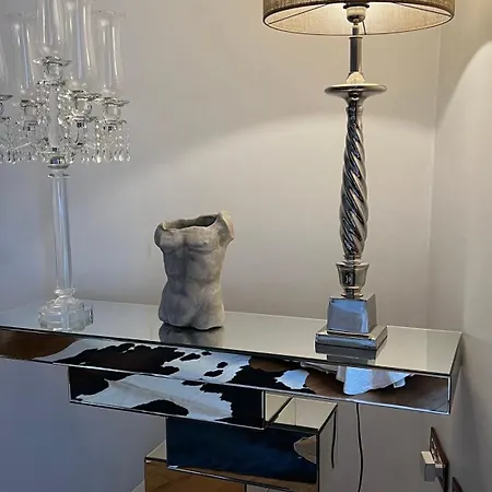 Apartment Residenza San Teodoro Chiaia Dimora Storica Naples